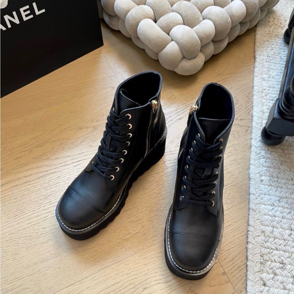 “Chanel” Black Women's Platform Boots Sz 38 - Picture 2 of 6